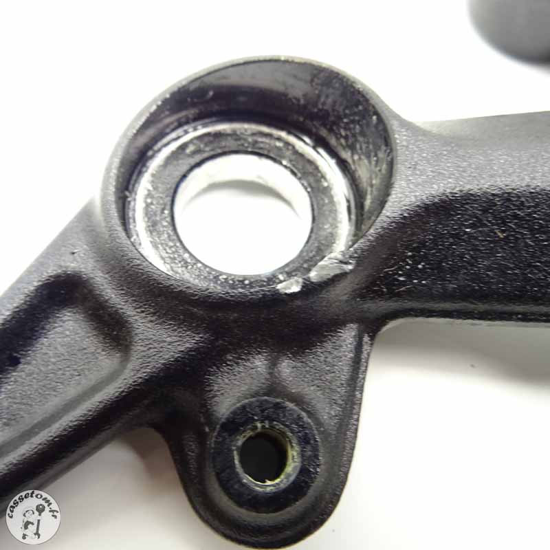 Platine repose-pied droit KTM 890 Duke R 2023 - Qualité supérieure