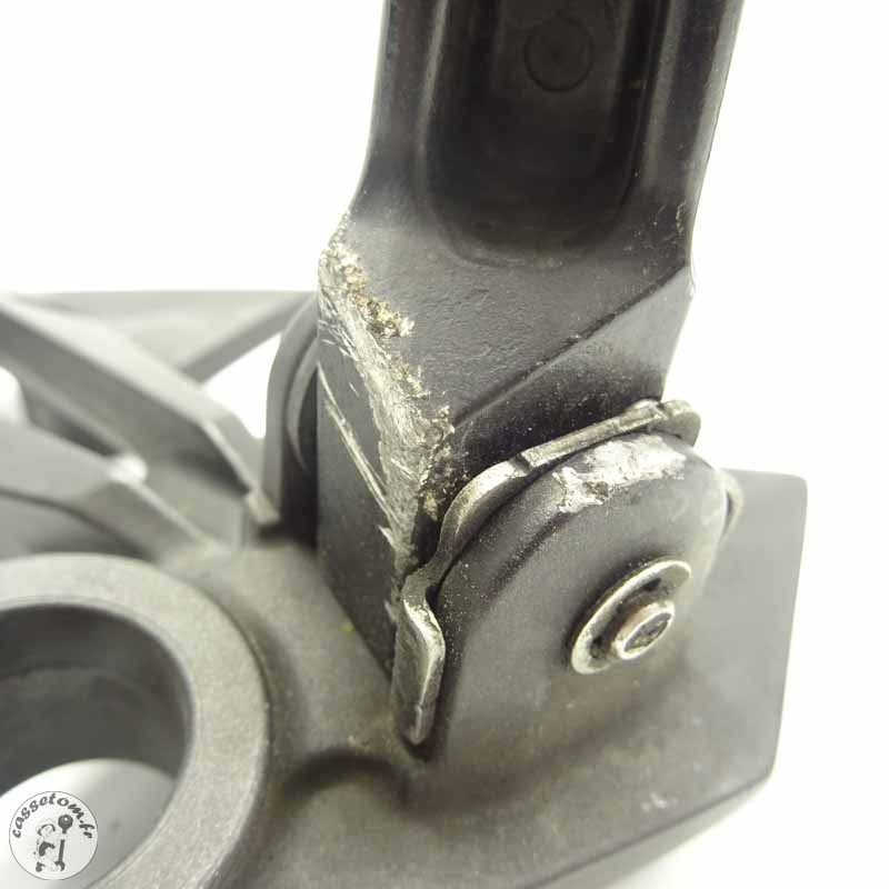 Platine Repose-pied Arrière Gauche Kawasaki 750 Z 2011