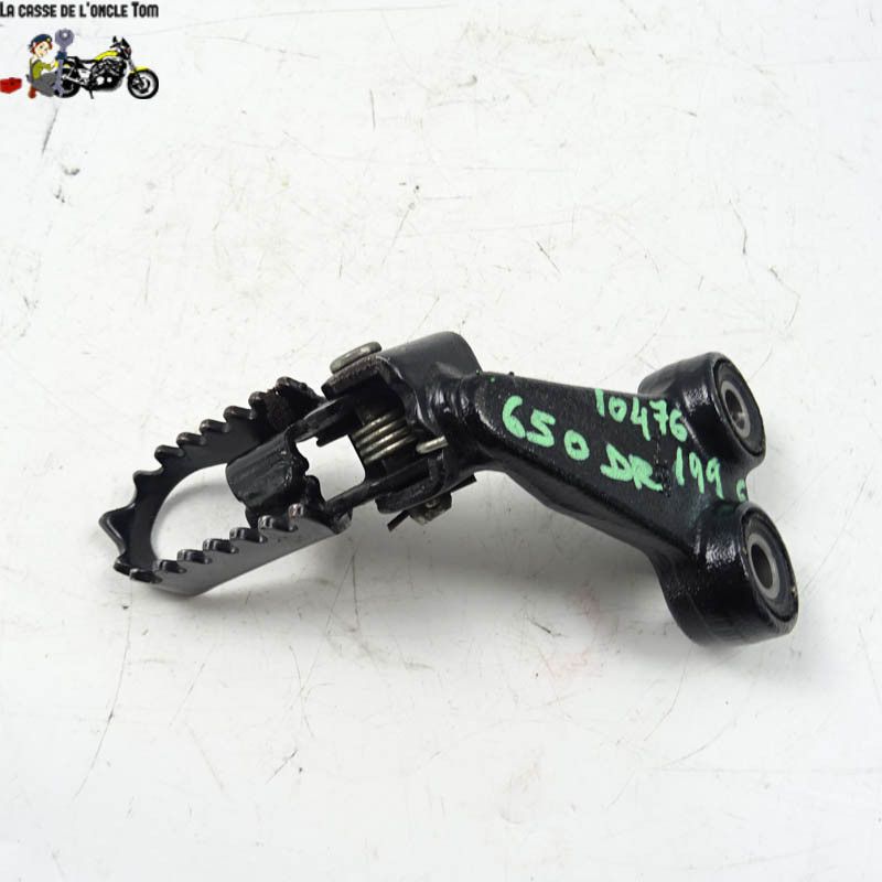 Platine Avant Gauche + repose pied Suzuki 650 DR SE 1996 - CTM-10476-013