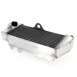 Radiateur gauche TECNIUM soude/grande contenance