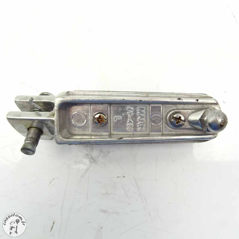 Repose-pied Avant Gauche Yamaha 600 Fazer 2007 - Pièce Moto