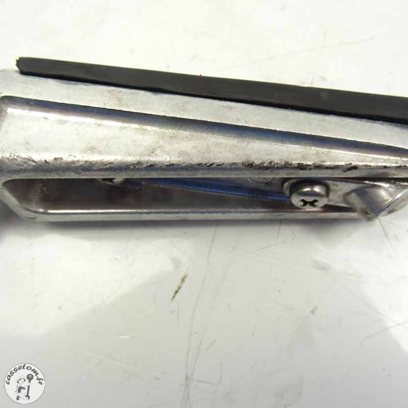 Repose-pied Arrière Gauche Yamaha 600 Fazer 2007 - Pièce Moto