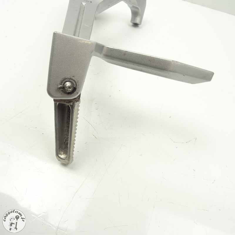 Platine repose pied arrière droite Yamaha 125 YZF 2019