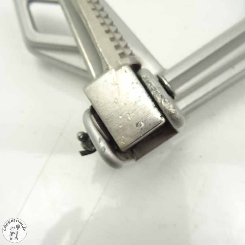 Platine repose pied arrière droite Yamaha 125 YZF 2019