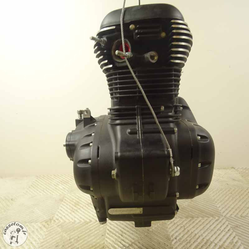 Moteur Royal Enfield 350 Meteor 2023 - Performance et Style