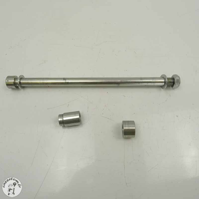 Axe de roue arrière Royal Enfield 350 Meteor 2023