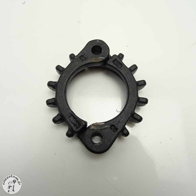 Royal Enfield Meteor 350 2023: Accroche Collecteur Cylindre