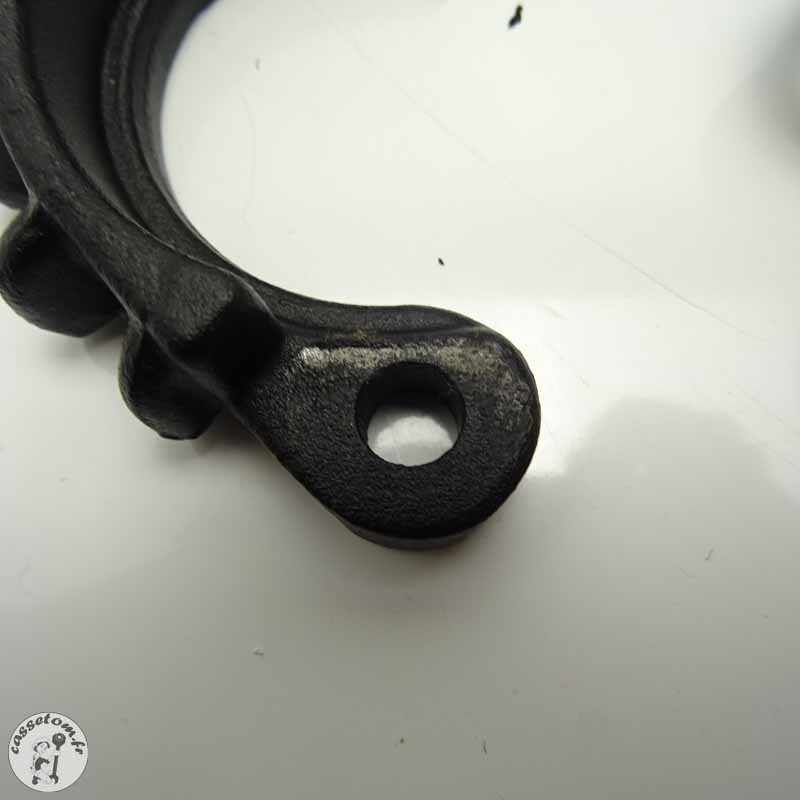 Royal Enfield Meteor 350 2023: Accroche Collecteur Cylindre