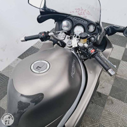 Triumph sprint street 955 de 2000