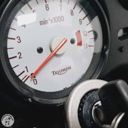 Triumph sprint street 955 de 2000
