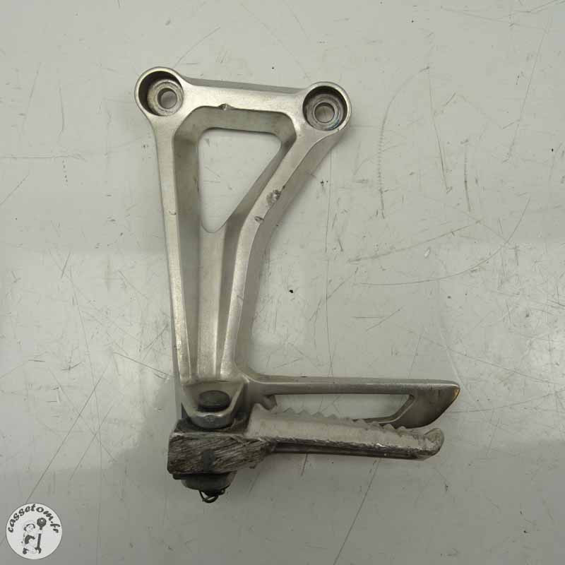 Platine repose pied arrière gauche  Honda 650 cb fa 2015