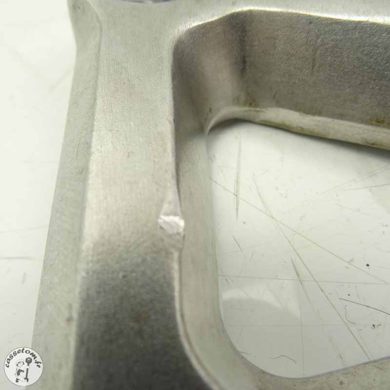 Platine repose pied arrière gauche  Honda 650 cb fa 2015