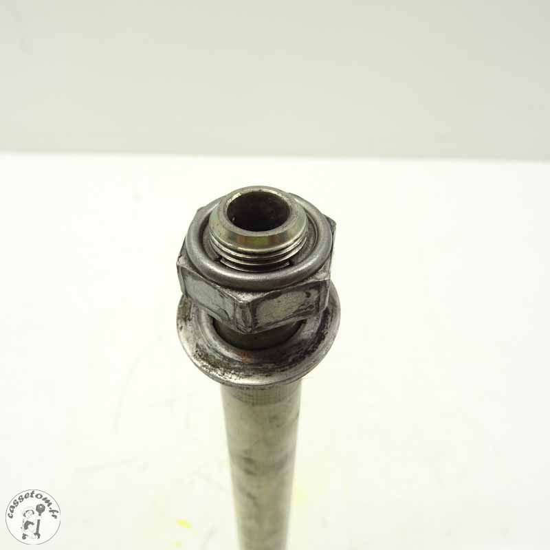 Axe de roue avant Triumph 660 street triple 2018