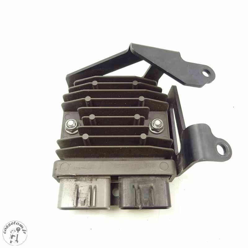 Régulateur Triumph Street Triple 660 2018 | CasseTom