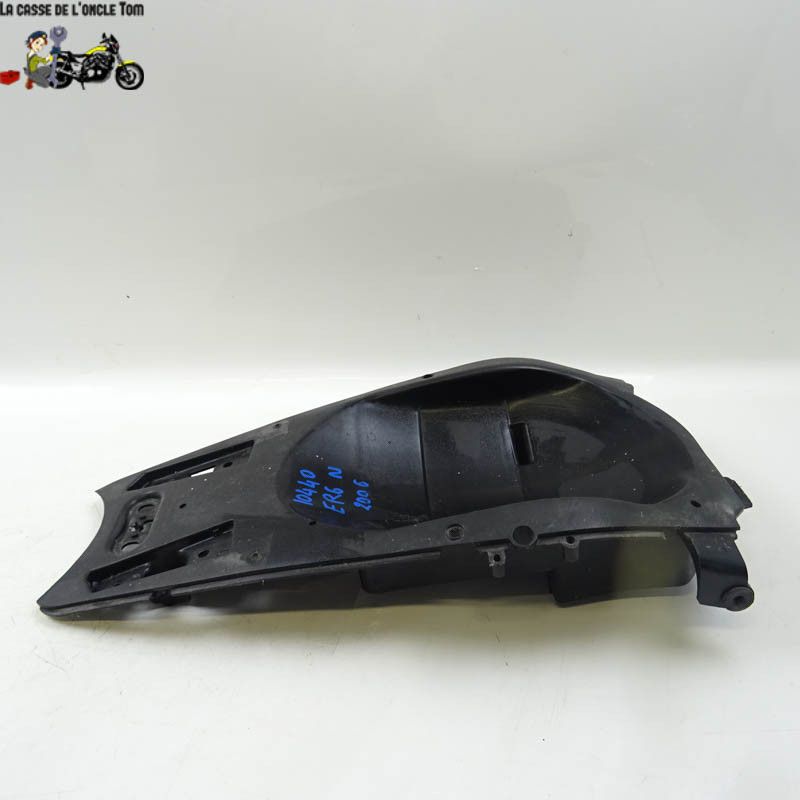 Passage de roue Kawasaki 650 ER6N 2006 - CTM-10440-009