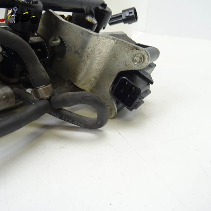 Rampe d'injection Triumph 675 Street Triple 2009 - CTM-10438-003