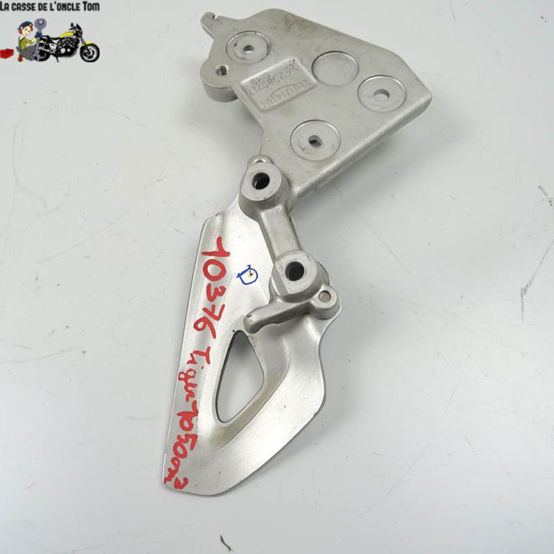 Platine avant droite Triumph 1050 Tiger 2010 - CTM-10376-031