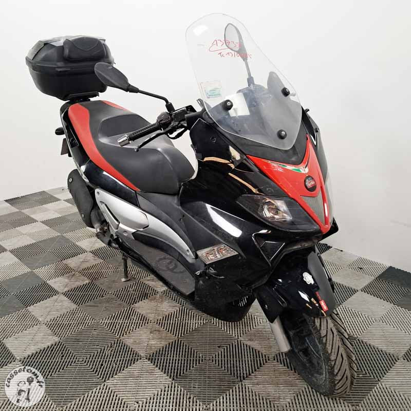 Aprilia srmax 125 de 2016