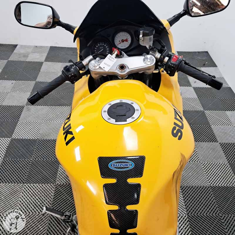 Suzuki sv 650 s de 2000