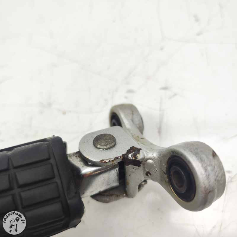 Repose pied avant droite Yamaha 750 fzx 1991