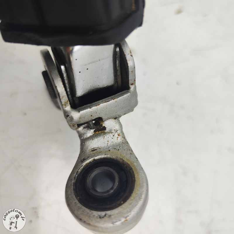 Repose pied avant gauche  Yamaha 750 fzx 1991