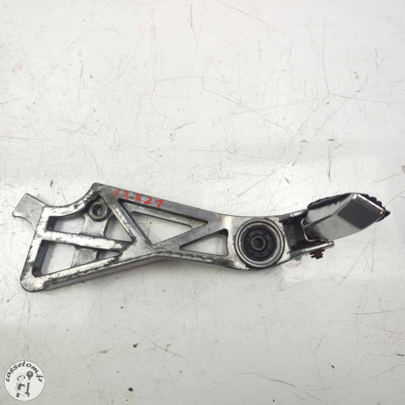 Platine arrière gauche + repose pied  Yamaha 750 fzx 1991
