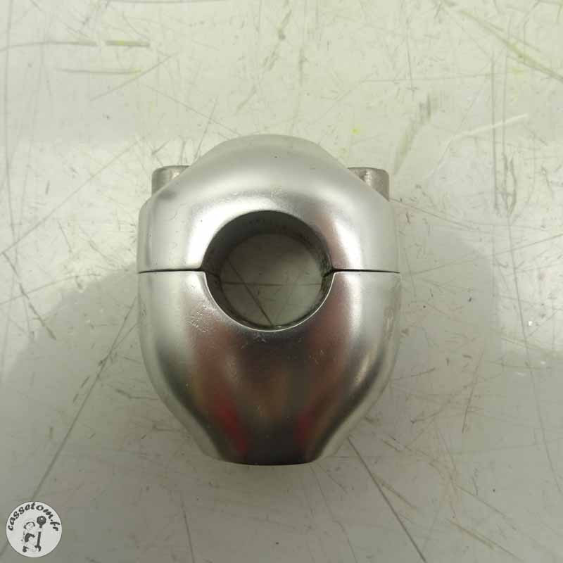 Pontets de guidon  Triumph 675 street triple 2008