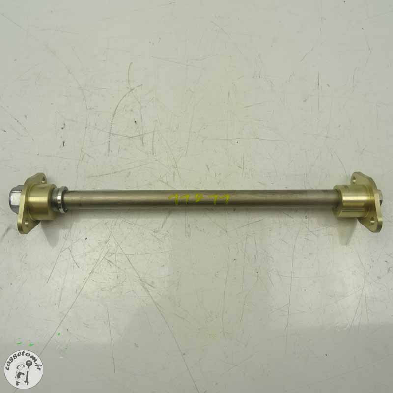 Axe de bras oscillant  Triumph 675 street triple 2008