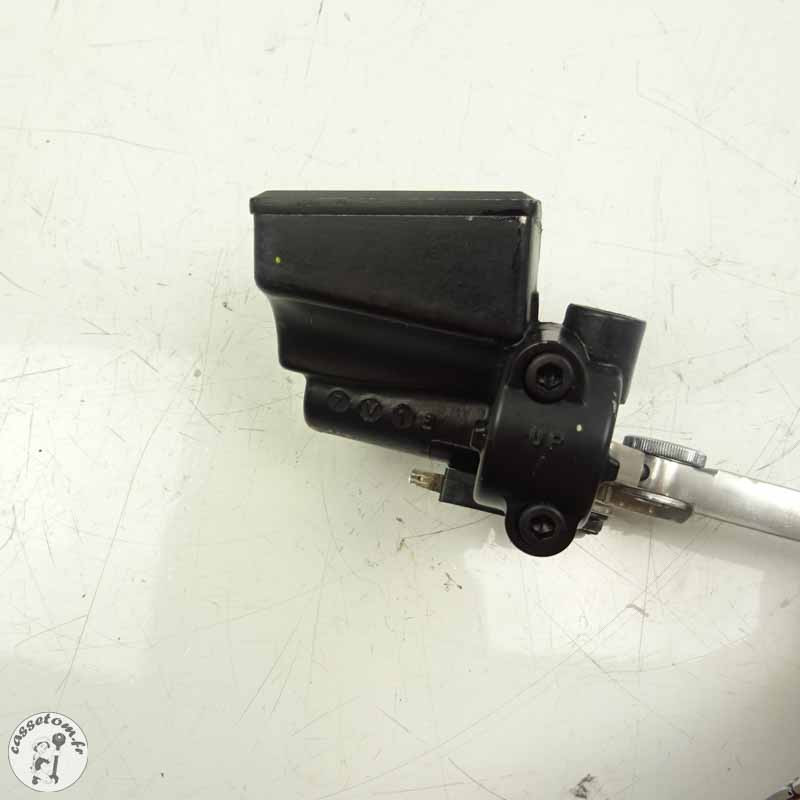 Maître cylindre de frein avant + levier  Triumph 675 street triple 2008