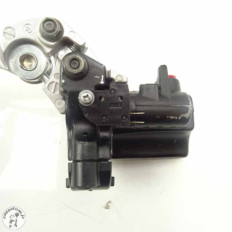 Maître cylindre de frein avant + levier  Triumph 675 street triple 2008