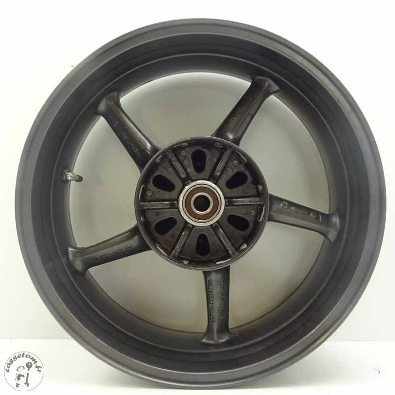 Jante arrière  Triumph 675 street triple 2008