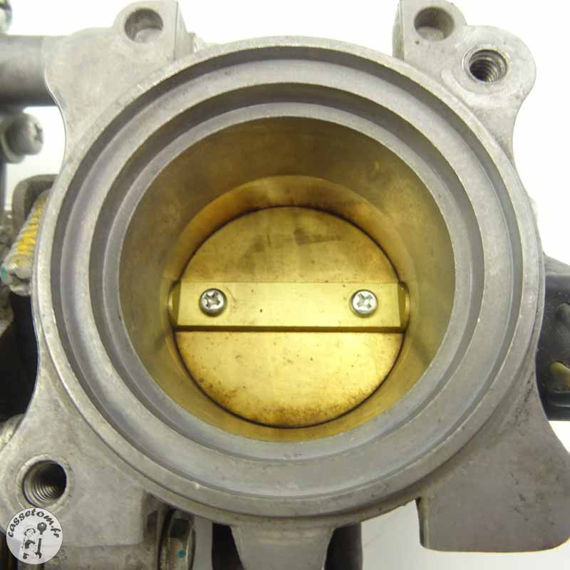 Rampe d'injection  Triumph 675 street triple 2008