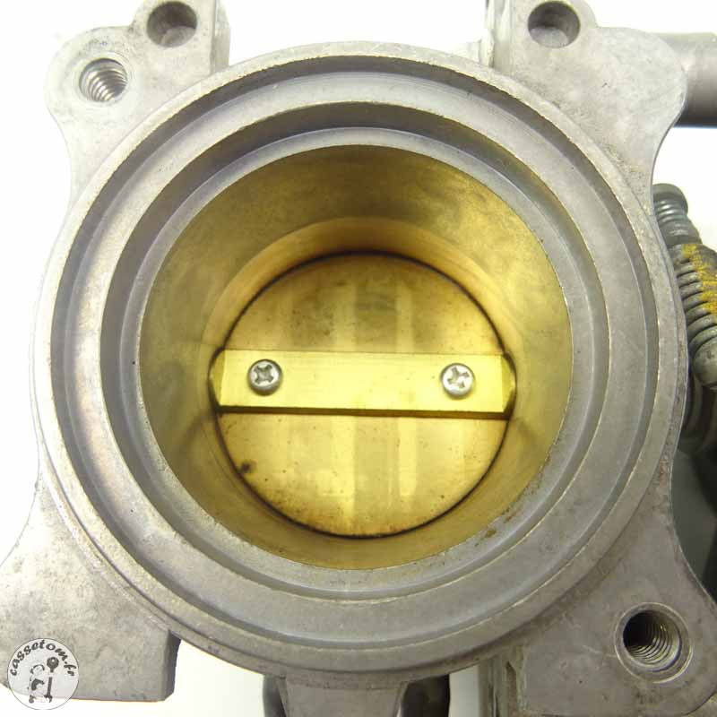 Rampe d'injection  Triumph 675 street triple 2008