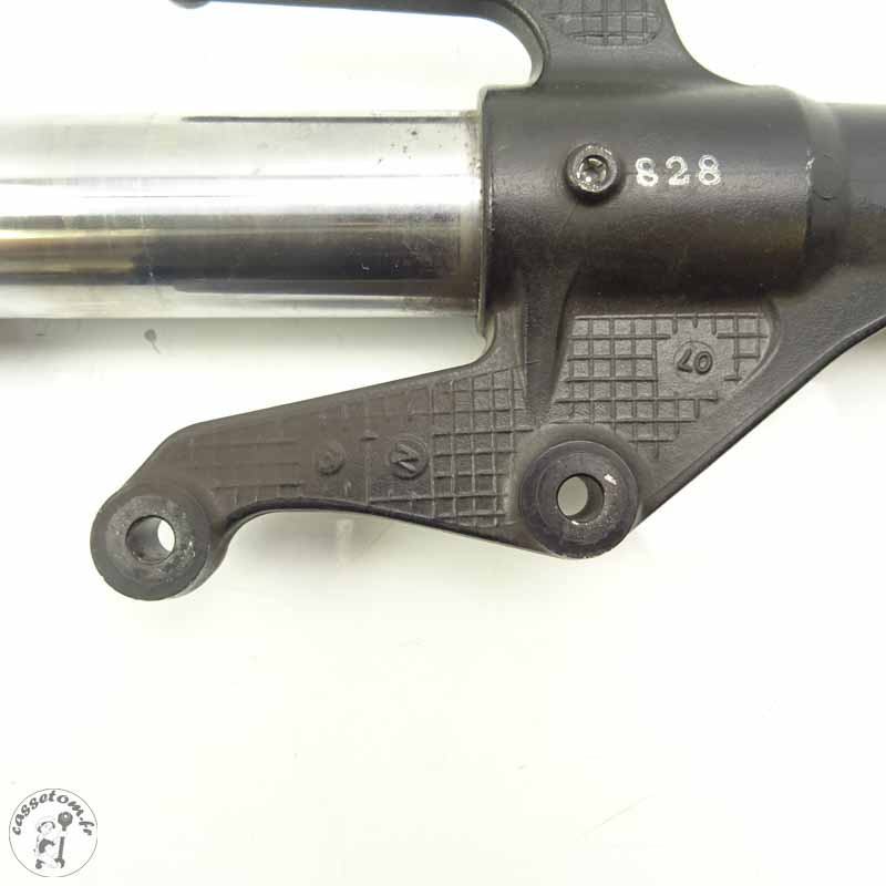 Bras de fourche gauche Triumph 675 street triple 2008