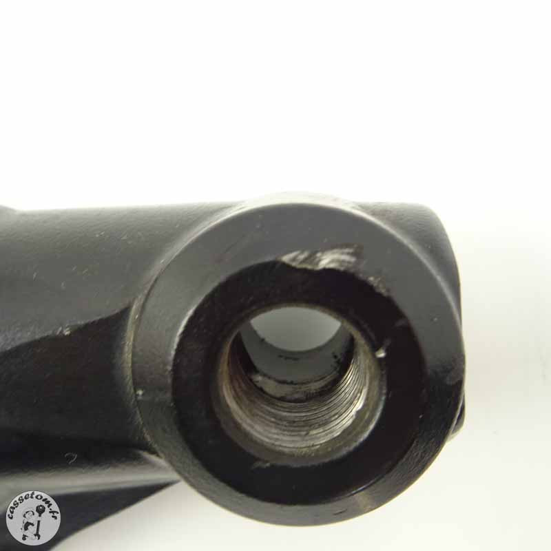 Bras de fourche droit Triumph 675 street triple 2008