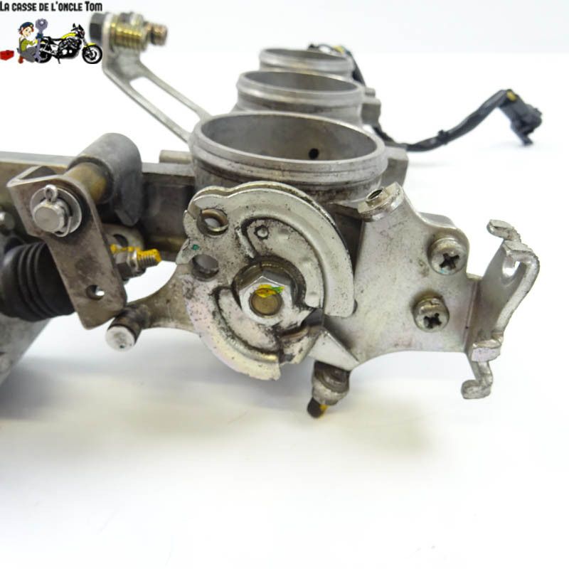 Rampe d' admission Triumph 1050 Tiger 2007 - CTM-10740-001