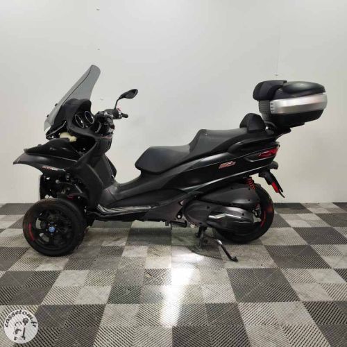 Piaggio MP3 500 de 2022