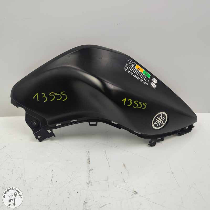 Cache résrvoir droit  Yamaha 125 MT 2020
