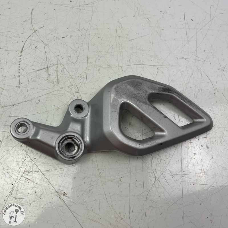 Platine avant gauche  Yamaha 125 MT 2020