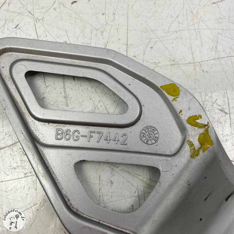 Platine avant gauche  Yamaha 125 MT 2020