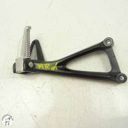 Platine repose pied arrière droite  Yamaha 125 MT 2020