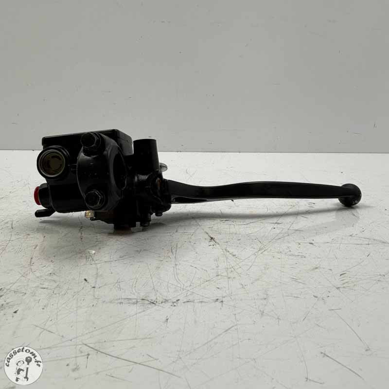 Maître cylindre de frein avant  Honda 125 varadero xlv 2001