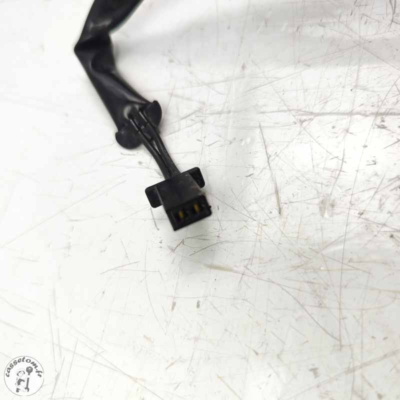 Contacteur de frein  Honda 125 varadero xlv 2001