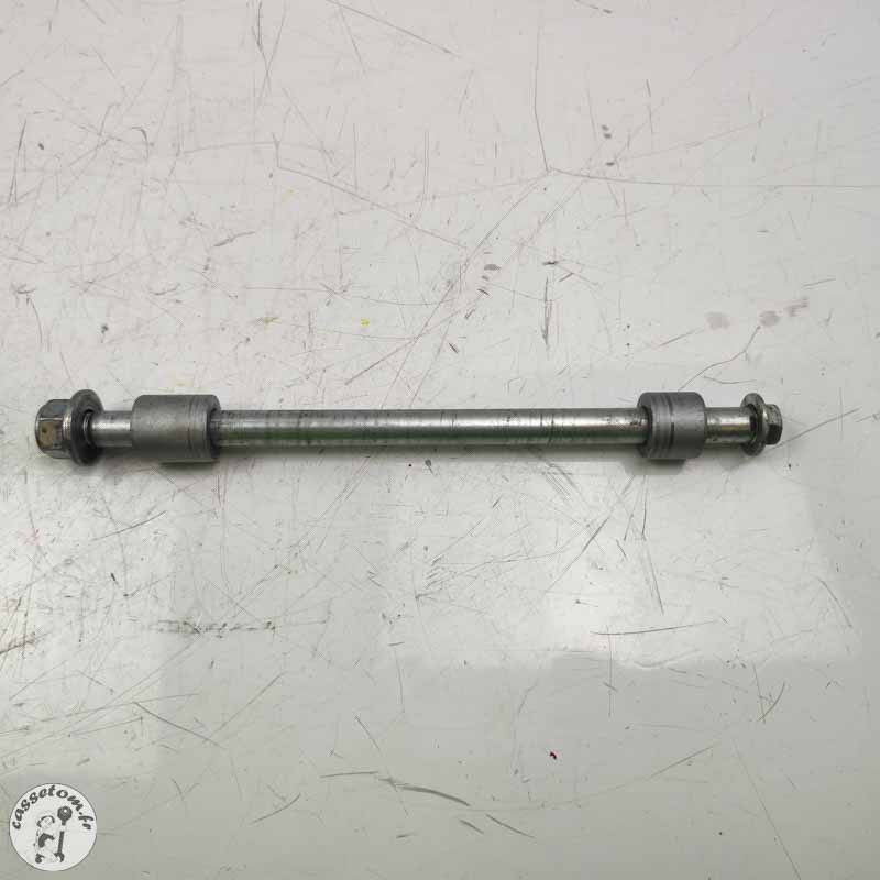 Axe de roue arrière  Honda 125 varadero xlv 2001