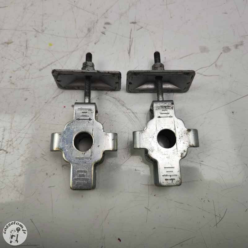 Tendeurs de chaîne secondaire  Honda 125 varadero xlv 2001