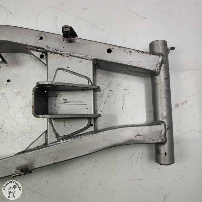 Bras oscillant  Honda 125 varadero xlv 2001