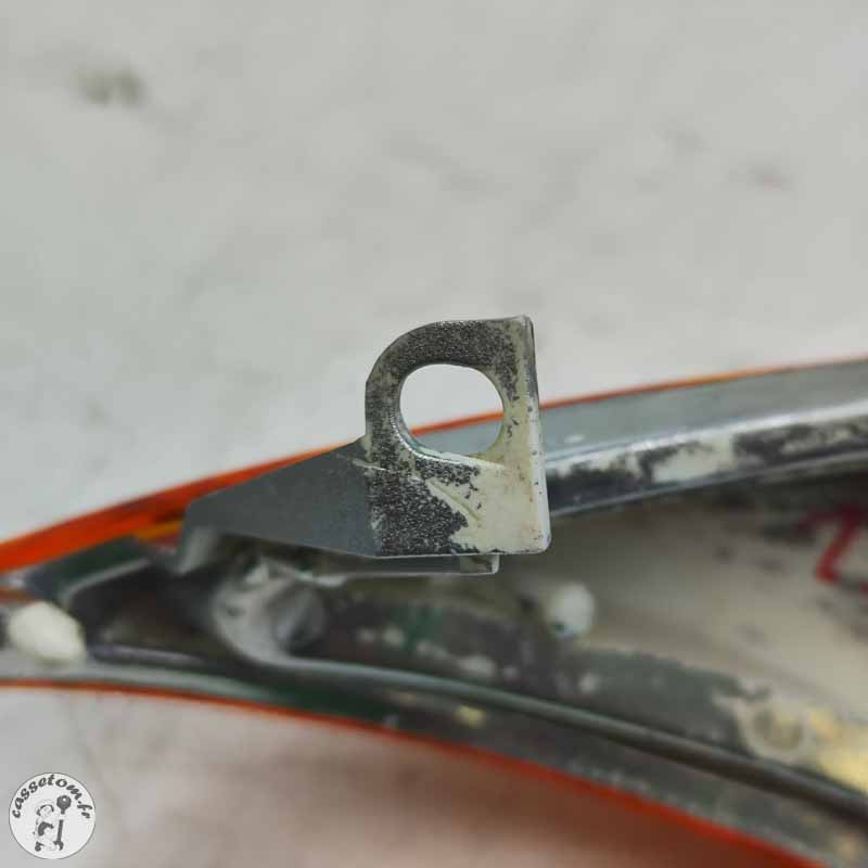 Clignotant arrière gauche  Honda 125 varadero xlv 2001