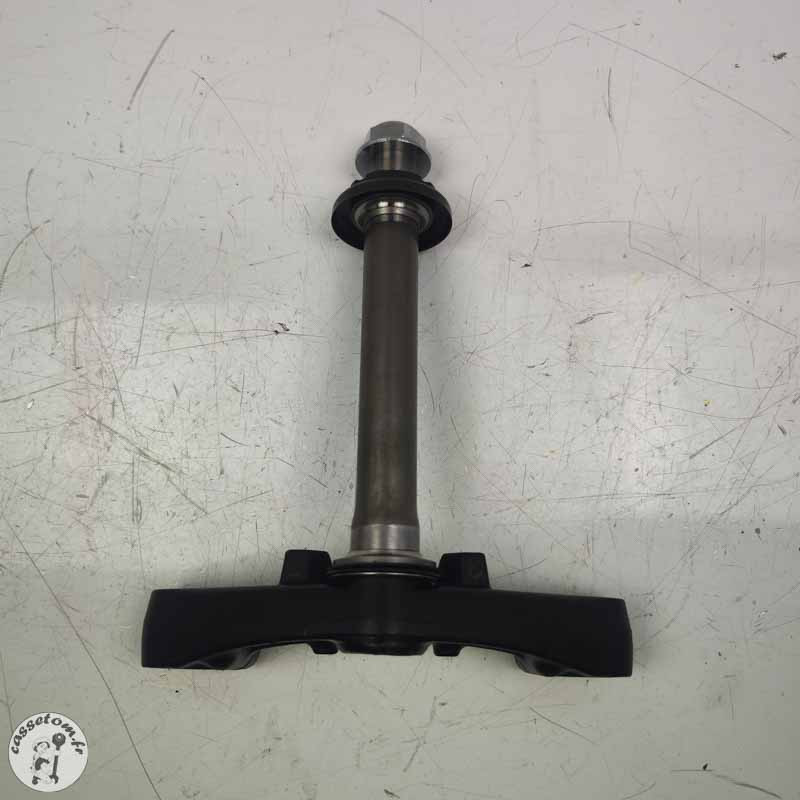 Té de fourche inferieur  Honda 125 varadero xlv 2001