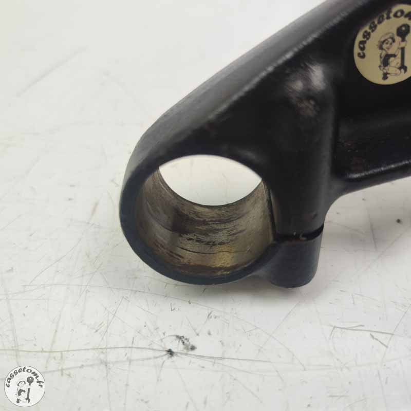 Té de fourche inferieur  Honda 125 varadero xlv 2001