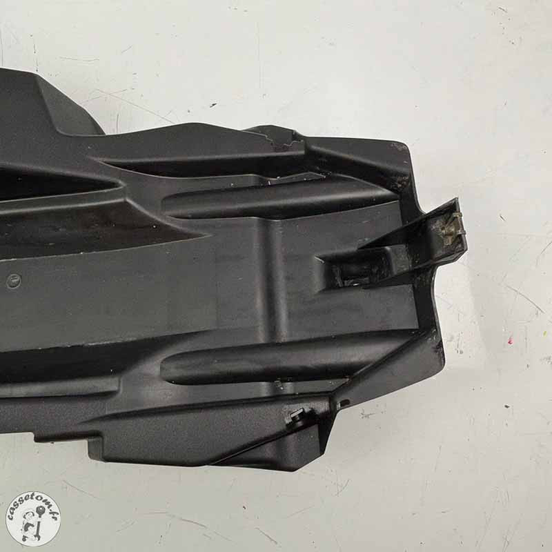 Passage de Roue + Coffre Sous Selle Honda Varadero 125 | CasseTom